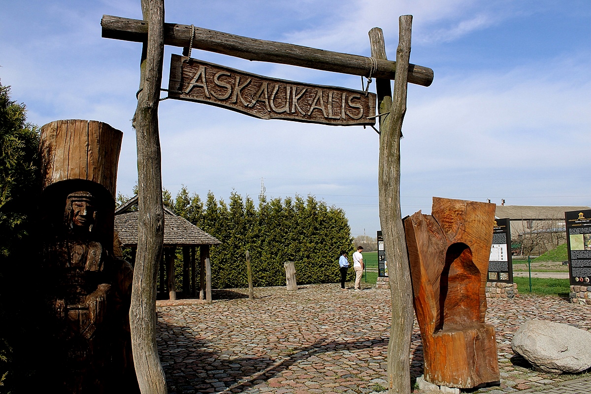 Auskaukalis - tak nazywała się najstarsza polska wieś, znajdująca się w rejonie dzisiejszej Kruszy Zamkowej.