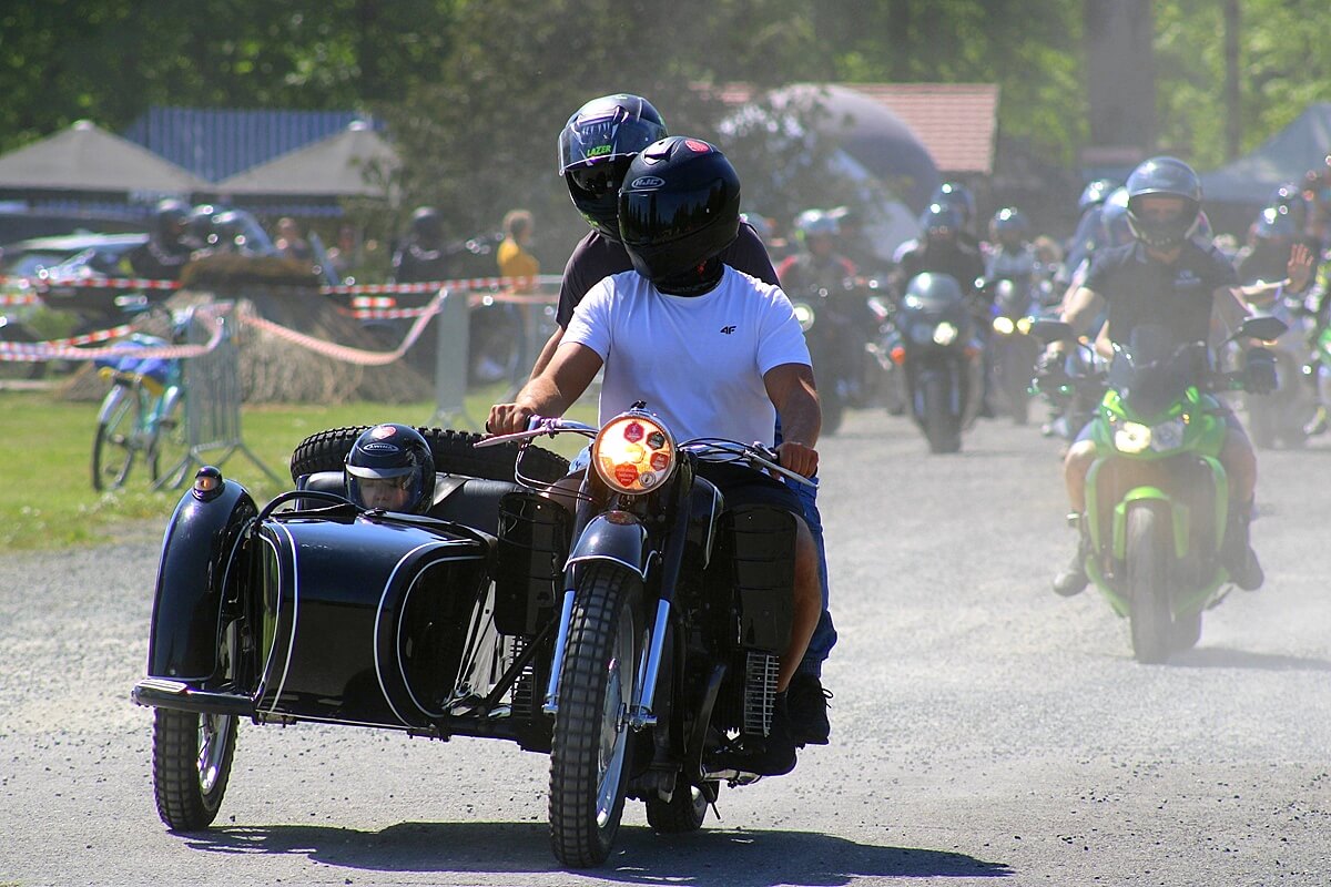 Motory