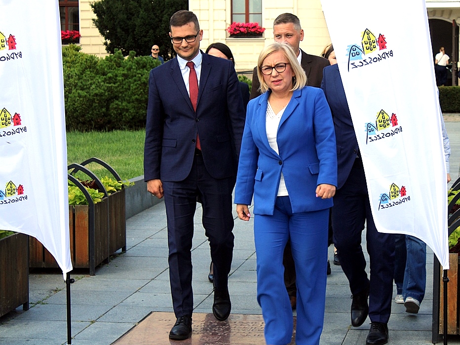 Ministra Klimatu i Środowiska Paulina Hennig-Kloska z dobrymi wiadomościami dla miasta i regionu! 2 IMG (Copy)