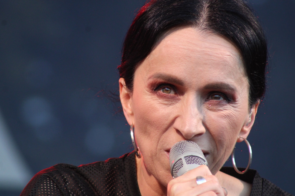 Renata Przemyk na Wyspie Młyńskiej. Koncert „Babę zesłał Bóg” w cyklu Rzeka Muzyki 7 IMG (Copy)
