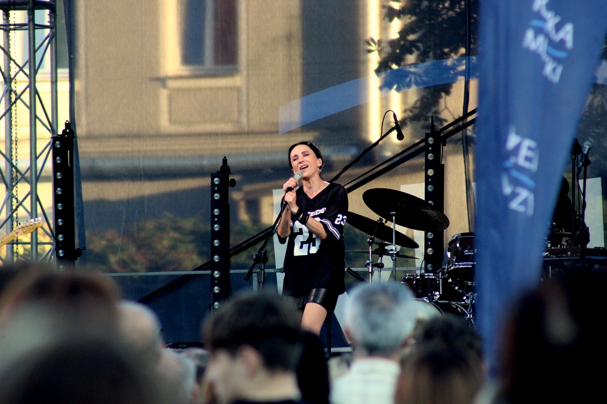Renata Przemyk na Wyspie Młyńskiej. Koncert „Babę zesłał Bóg” w cyklu Rzeka Muzyki 15 IMG (Copy)