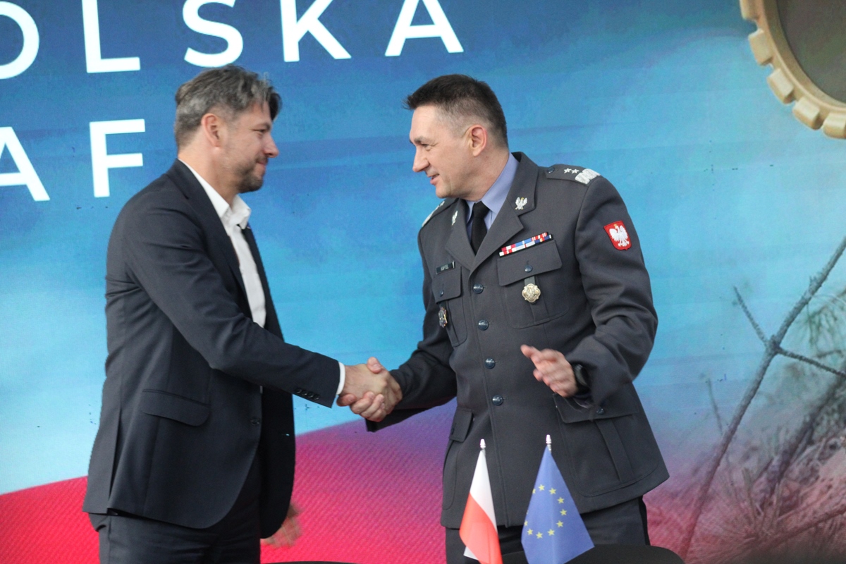 BELMA z sześcioma kontraktami na blisko 2 mld zł. Jako pierwsi mamy pieniądze z SAFE na przyspieszenie modernizacji armii i wzmocnienie polskiego przemysłu obronnego! 14 IMG 8343 Copy