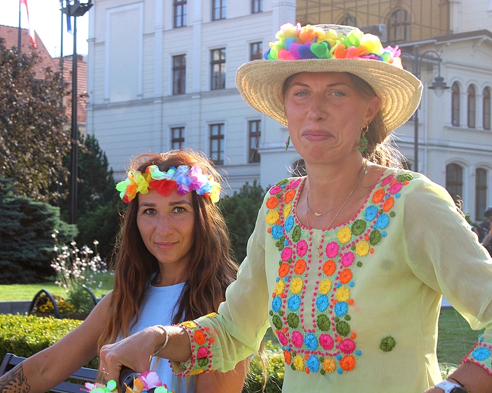 Elegancja na dwóch kółkach opanowała Bydgoszcz. Rowerowa Masa Krytyczna uczciła 20-lecie istnienia 9 IMG 1357 Copy