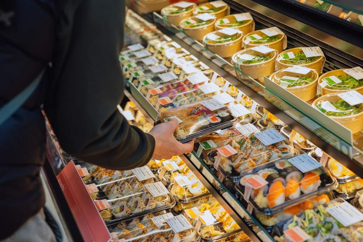 Azjatyckie smaki w Bydgoszczy. Kaufland otworzył nową wyspę sushi! 1 Kaufland sushi 2