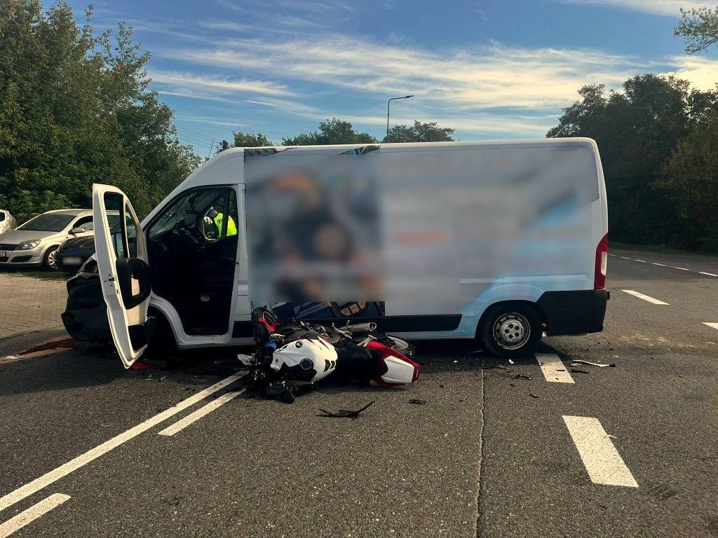 Policjanci wyjaśniają okoliczności śmiertelnego wypadku 3 TKPF3424